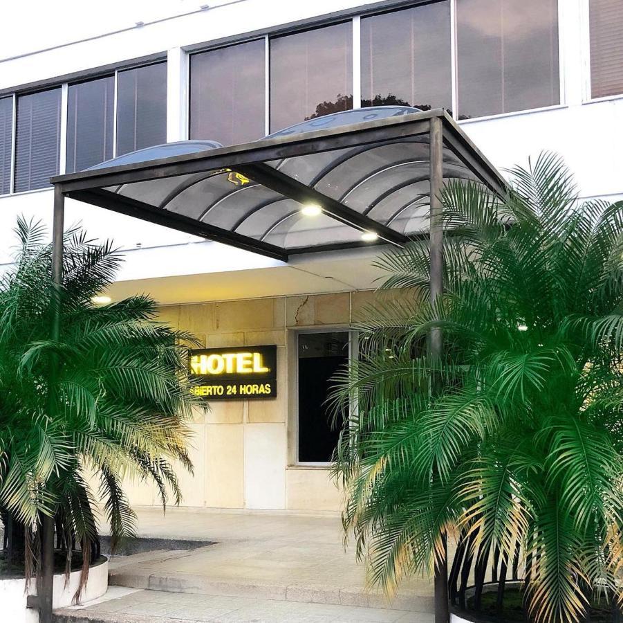 Hotel Mall Santana Del Rio 라 도라다 외부 사진