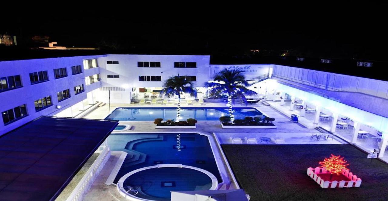 Hotel Mall Santana Del Rio 라 도라다 외부 사진